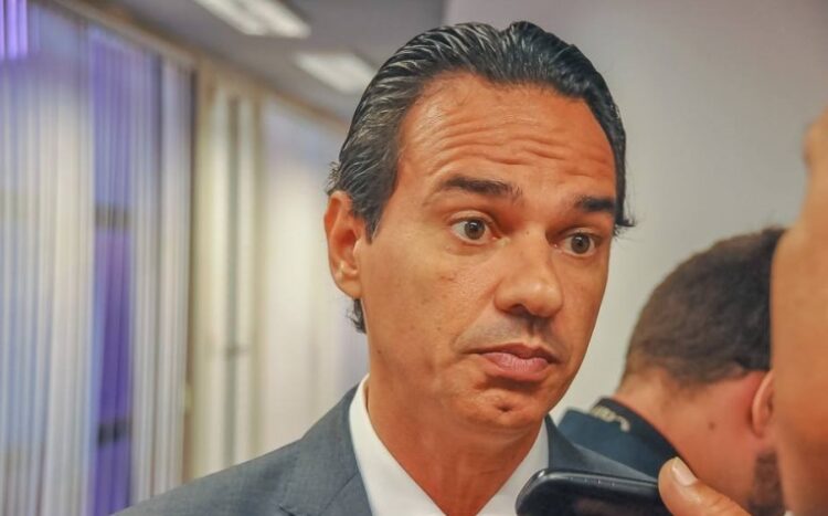 Justiça manda cessar divulgação de pesquisa Fake que favorecia Marquinhos Trad