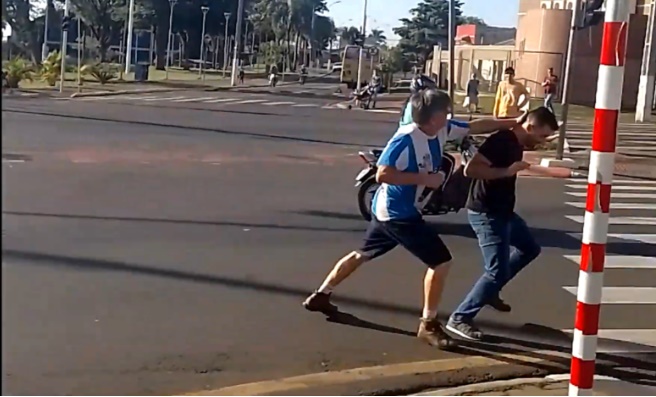 Vídeo mostra momento em que Arthur do Val é agredido por ex-deputado Boca Aberta