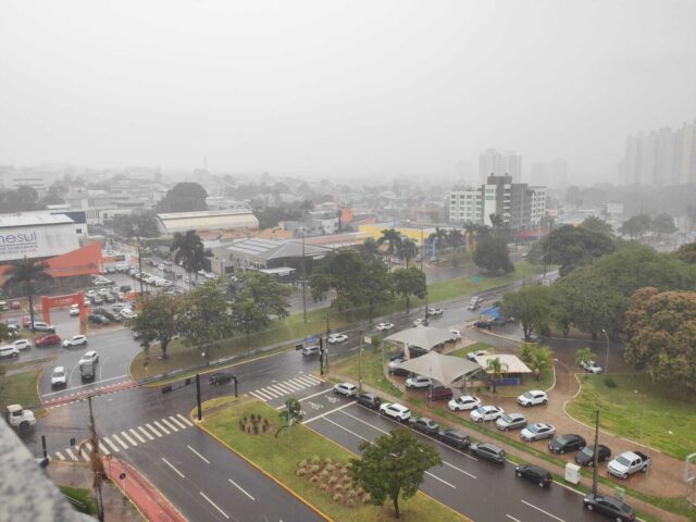 Após 25 dias, chuva derruba temperaturas e traz alívio para secura em MS