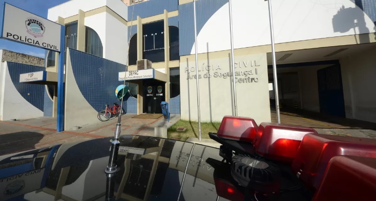Homem é esfaqueado após negar dinheiro e fica com as vísceras expostas