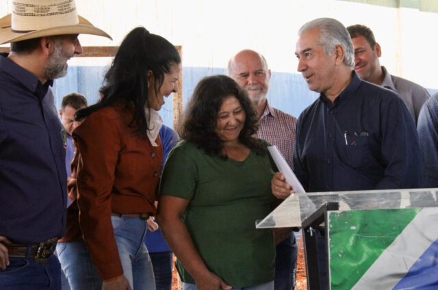 Reinaldo entrega obras e programas sociais em Ivinhema e Novo Horizonte do Sul