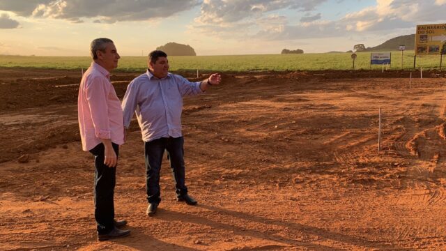 Paulo Corrêa solicita asfalto no acesso à Rodovia do Turismo, em Bonito