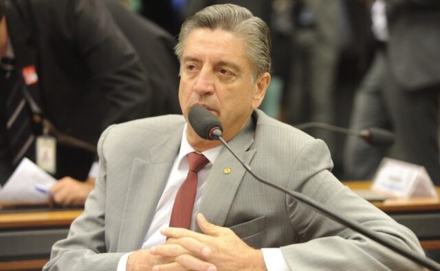 Em Brasília, Dagoberto participa de esforço concentrado nas votações desta semana