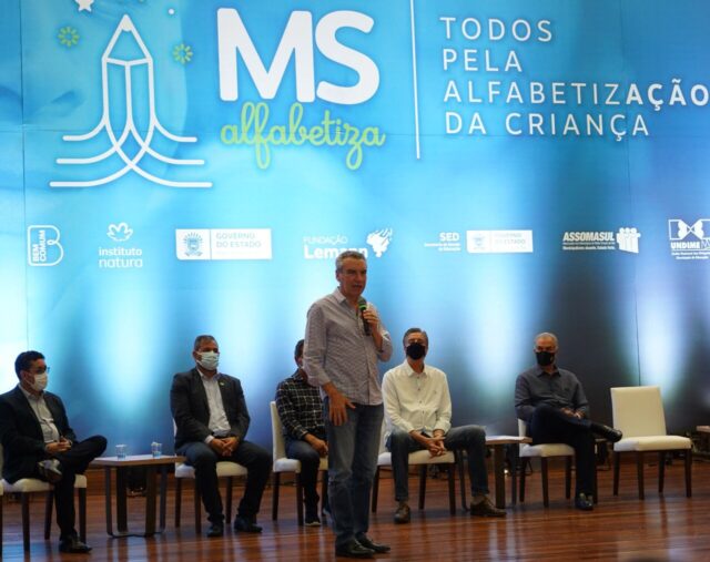 Deputado Paulo Corrêa trabalha pela educação porque ela “transforma vidas”