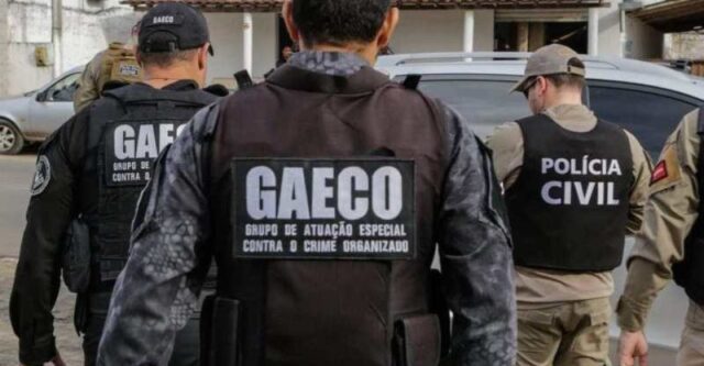 Policial Penal é preso por repassar informações ao PCC dentro do presídio