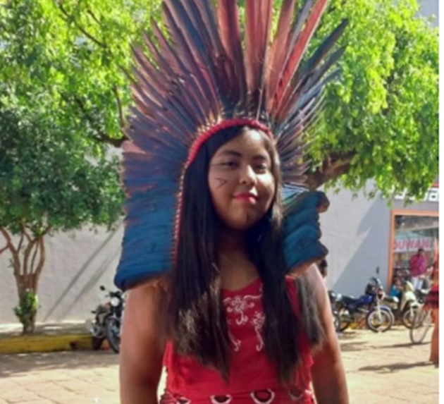 Menina Indígena morre após cair de carroceria de caminhonete em estrada
