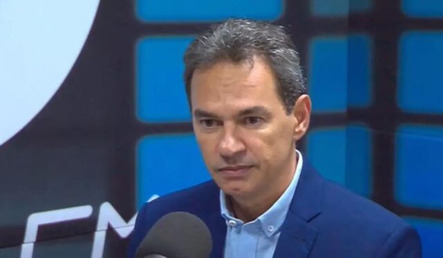 Justiça suspende propaganda de Marquinhos com acusações a Riedel
