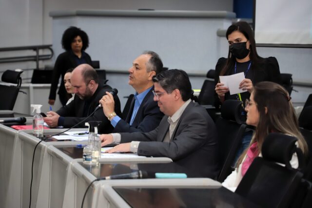 Audiência na Câmara traz diagnóstico e aponta gargalos do atendimento de saúde bucal
