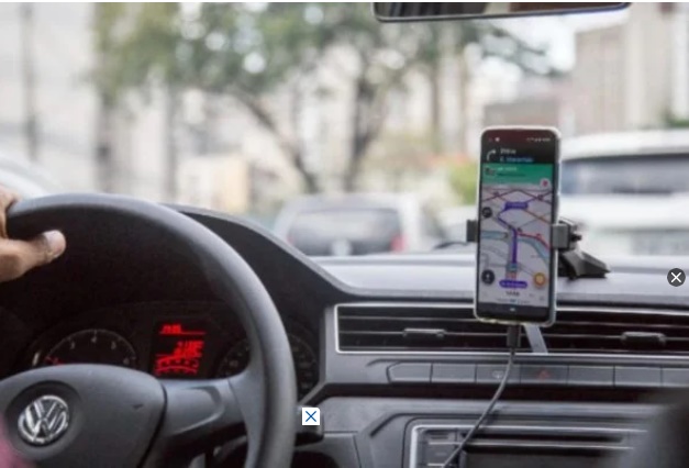 Jovem pula de Uber após discutir com motorista por pagamento de corrida no Santa Fé
