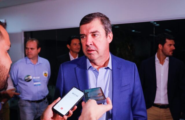 Pesquisa Ranking aponta que Riedel deve ser eleito no domingo