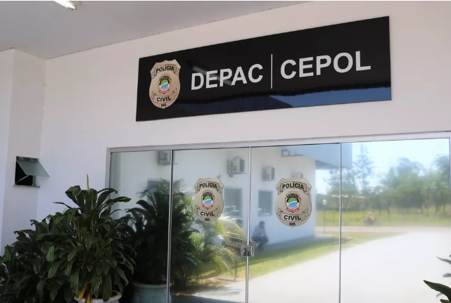 Homem é baleado com tiro no ombro enquanto caminhava na Vila Nhanha
