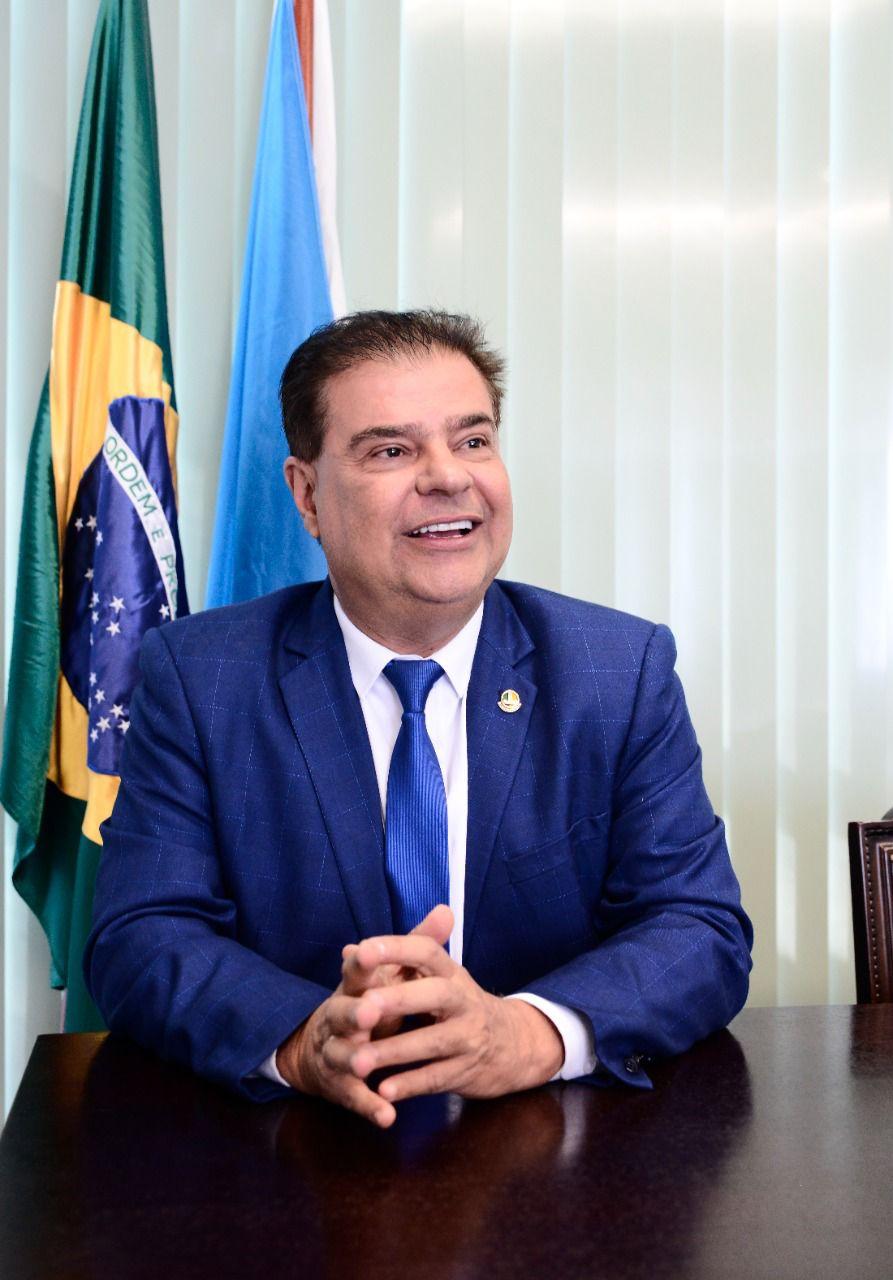 Nelsinho Trad conquista 18 caminhões para atender municípios de Mato Grosso do Sul 