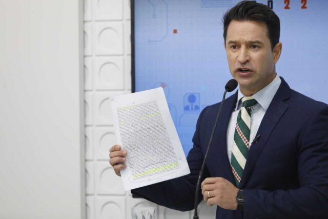 Contar foge de mais um debate e Tatá Marques afirma que a tática é velha conhecida