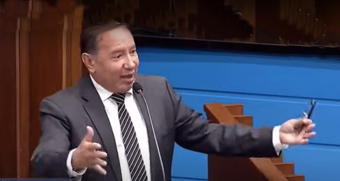 Vídeo: “Contar engana população ao prometer redução de impostos sem apontar fonte”, diz Gerson Claro