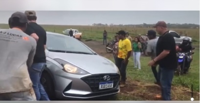 Vídeo: Advogado é preso ao atirar contra manifestantes após furar bloqueio de caminhoneiros na BR-060