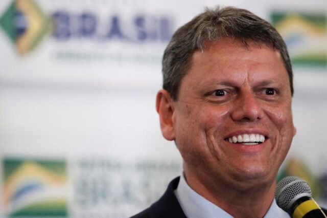 Tarcísio é eleito governador de São Paulo