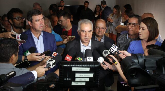 “Redução das alíquotas do IPVA serão mantidas para o ano que vem”, anuncia Reinaldo