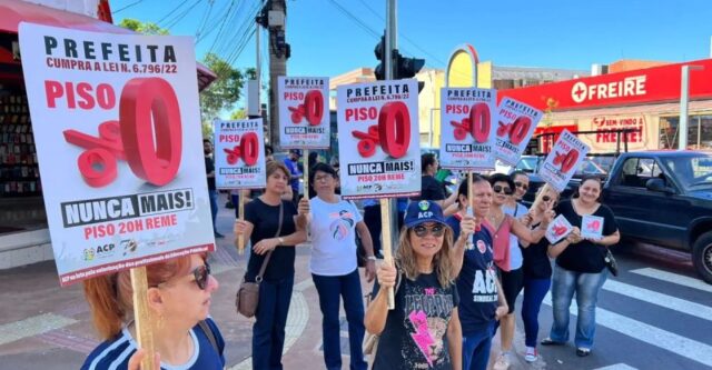 Prefeita oferece reajuste de apenas 4,7% a professores