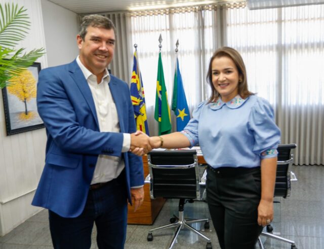 Riedel visita Adriane Lopes e discute projetos para a Capital