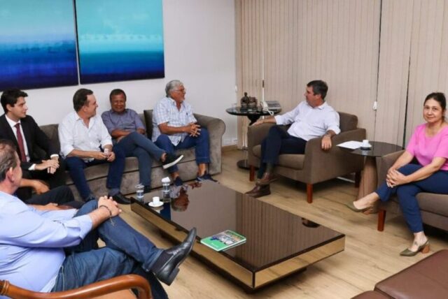 PT fecha acordo com Riedel e agora faz parte do governo