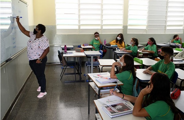 Etapa de efetivação de matrículas da Rede Estadual de Ensino termina hoje
