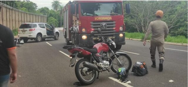 Briga de trânsito termina com motociclista em estado grave