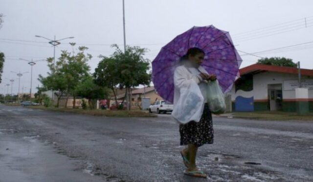 Quarta-feira chuvosa em MS com ventos de 100 km por hora