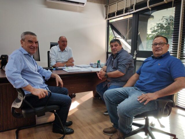 Paulo Corrêa articula mais obras de infraestrutura para Amambai