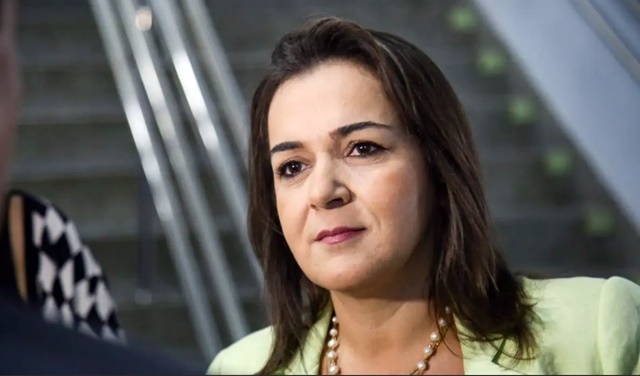 Adriane Lopes deve recorrer à Justiça contra reajuste salarial aprovado pela Câmara