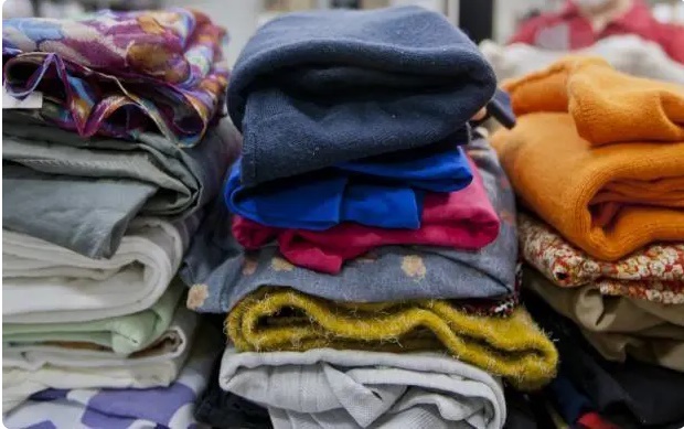 Campanha “Seu Abraço Aquece” arrecada cobertores e agasalhos