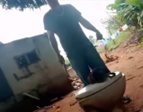Vídeo mostra homem descontrolado matando rapaz a tiros em Eldorado