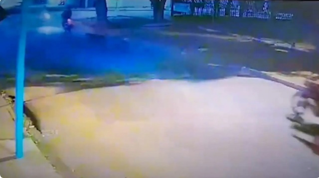 VÍDEO: motociclista que morreu no Guanandi foi atingido por moto que seguia na contramão