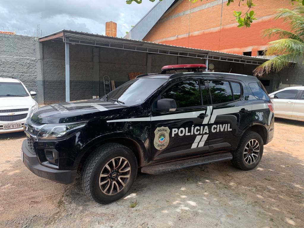 Condenada a 20 anos de prisão por matar boiadeiro, mulher é presa após romper tornozeleira