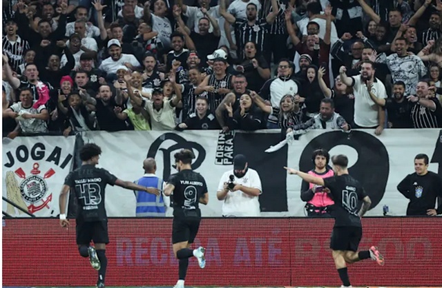 Corinthians x Cruzeiro: onde assistir, escalações e palpite