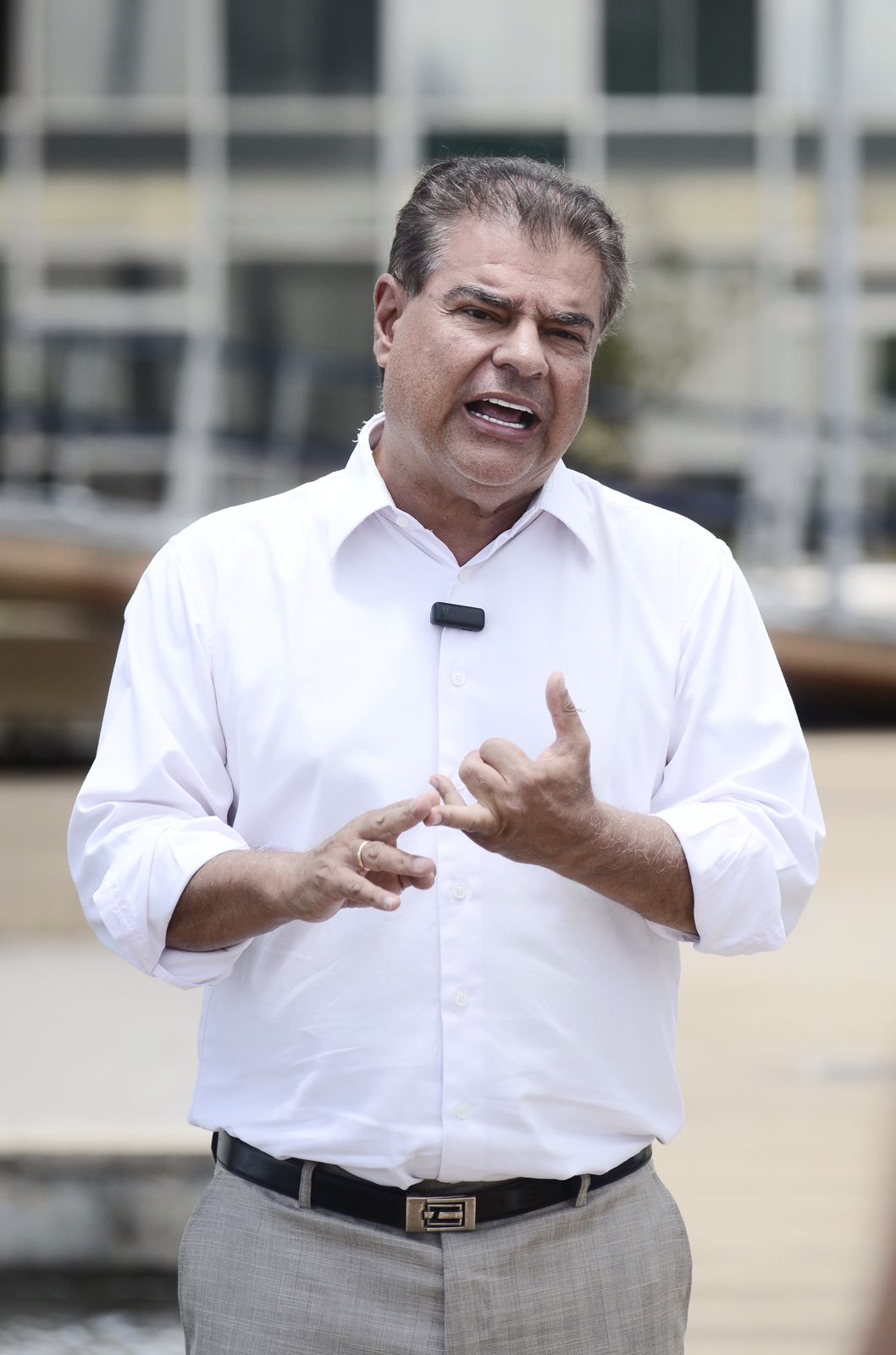 Nelsinho investe contra limitação de rastreamento mamográfico