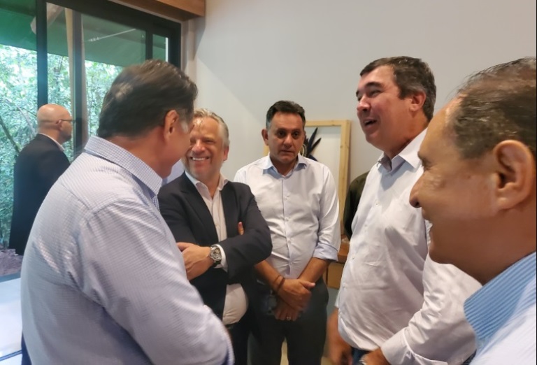 Perillo quer chapa própria e oposição a Lula para fazer aliança