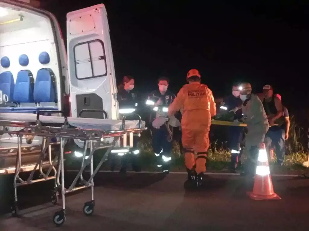 Acidente na BR-163 entre 3 veículos mata criança e deixa 5 feridos