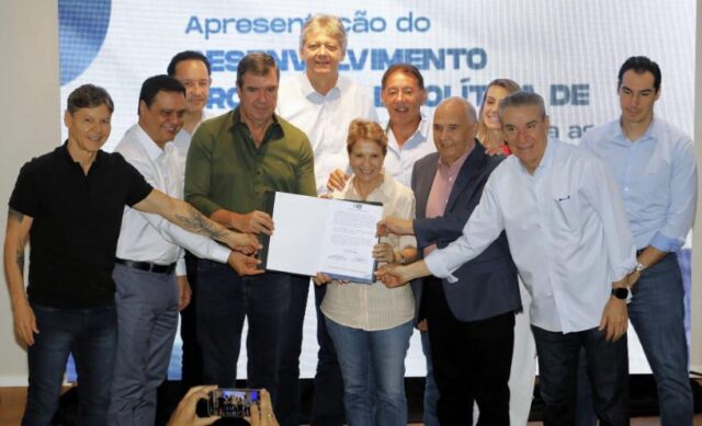 Riedel segura alíquota de ICMS para manter incentivo à economia