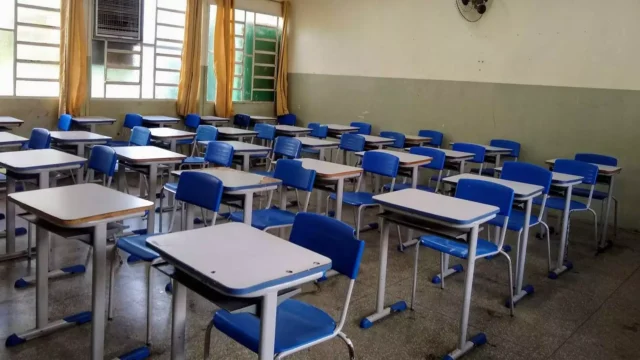 Professores da rede municipal aprovam paralisação para sexta-feira na Capital