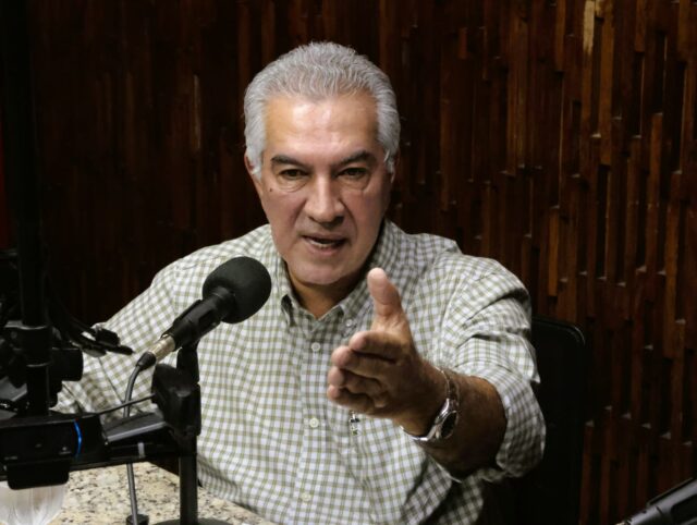 Governo quer tirar mais dos estados para cobrir o rombo, adverte Azambuja